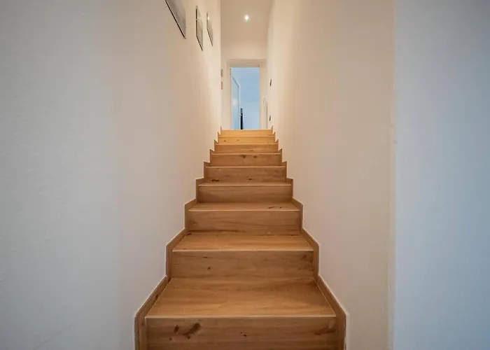 Castelaus, View, Ac, 1 Min Walk From The 別荘 デルヴィオ