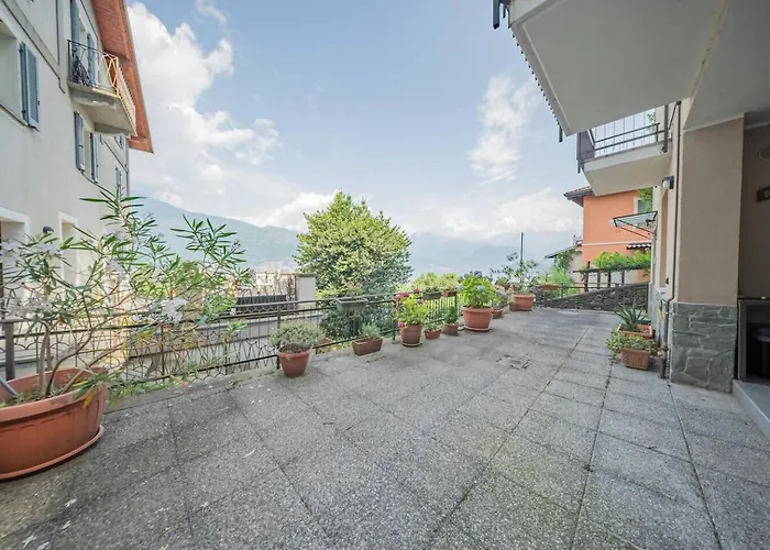 Castelaus, View, Ac, 1 Min Walk From The *